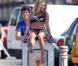 Ashley Tisdale pose pour la marque Op Surf, le vendredi 10 février à  Venice Beach. Un shooting auquel participaient également Sarah Hyland,  Austin Stowell, et Matt Lanter.
