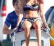 Ashley Tisdale pose pour la marque Op Surf, le vendredi 10 février à  Venice Beach. Un shooting auquel participaient également Sarah Hyland,  Austin Stowell, et Matt Lanter.
