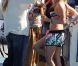 Ashley Tisdale pose pour la marque Op Surf, le vendredi 10 février à  Venice Beach. Un shooting auquel participaient également Sarah Hyland,  Austin Stowell, et Matt Lanter.
