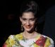 L'actrice Sonam Kapoor au défilé Dolce &amp; Gabbana à Milan, le 26 février 2012.
