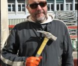 Philippe Starck s'installe aux puces de Saint-Ouen