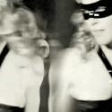 Madonna totalement Erotica pour le spot de son parfum Truth or Dare
