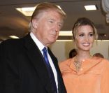 Le papa Donald Trump soutenait sa fille Ivanka pour son défilé à New York, le 28 mars 2012.