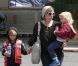 Gwen Stefani : Ses enfants Zuma et Kingston sont gâtés en son absence