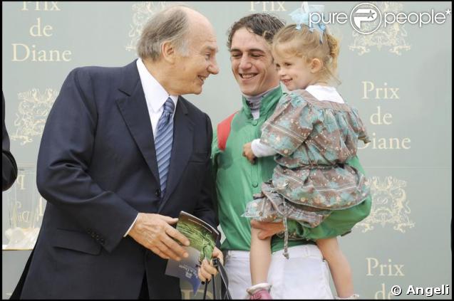 Charlie, la fille de Sophie Thalmann dans les bras de Christophe Soumillon