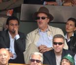 Cyril Hanouna, Bernard Farcy et sa femme lors de la finale Federer-Nadal