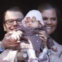 Princesse Estelle : Victoria et Daniel présentent leur bébé, aux 66 ans du roi