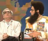 Sacha Baron Cohen torture Martin Scorsese pour la promotion de sa comédie  The Dictator , en salles le 20 juin.