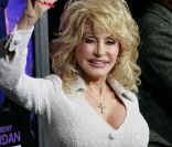 Dolly Parton à Los Angeles, le 9 janvier 2012.