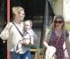 January Jones : Son fils crée des liens avec sa soeur, à défaut de son père...