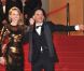 Kylie Minogue et Denis Lavant lors de la montée des marches pour le film Holy Motors au Festival de Cannes le 23 mai 2012
