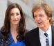  Sir Paul McCartney et son épouse Nancy Shevell devant la Royal Academy of Arts pour honorer la monarque anglaise. 
 La reine Elizabeth II avait rendez-vous avec des centaines de personnalités britanniques majeures du monde des arts, le 23 mai 2012 à la Royal Academy of Arts de Londres, dans le cadre de son jubilé de diamant. Remise de prix à des étudiants, compliments en pagaille et bonne humeur étaient au programme de Sa Majesté. 