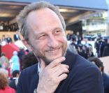 Benoît Poelvoorde : Cannes ? Il y a trouvé l'amour et préfère y faire la fête