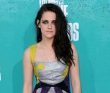 Kristen Stewart, récompensée lors de la cérémonie des MTV Movie Awards 2012, le dimanche 3 juin à Studio City.