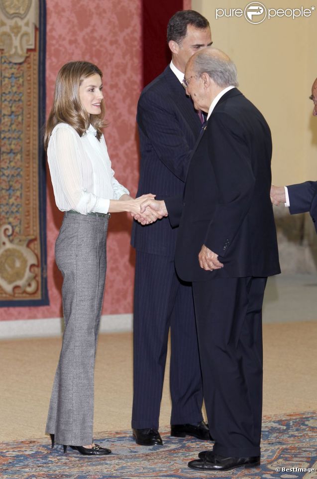 AGENDA DE LOS PRINCIPES DE ASTURIAS - Página 45 875455-le-prince-felipe-et-la-princesse-637x0-1