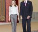 Le prince Felipe et la princesse Letizia d'Espagne présidaient le 13 juin 2012 la réunion du conseil d'administration de la Fondation Prince des Asturies, à Madrid.