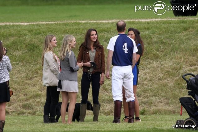 CASA REAL BRITÁNICA - Página 31 877276-kate-middleton-duchesse-de-cambridge-637x0-2