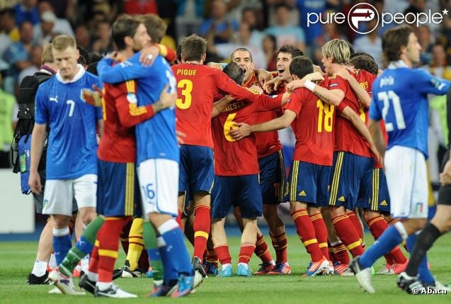 Partido de futbol de la fase final de la “UEFA EURO 2012” - Página 5 886402--637x0-2