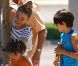 Eddie Cibrian passe la journée de la fête des pères en compagnie de ses fils Mason et Jake ainsi qu'avec sa femme LeAnn Rimes le 2 juillet 2012 dans un superbe parc de Malibu