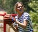 LeAnn Rimes s'éclate comme une folle avec les fils de son mari Eddie Cibrian Mason et Jake le 2 juillet 2012 dans un superbe parc de Malibu