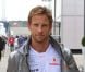Jenson Button dans le paddock du Grand Prix de Formule 1 de Grande Bretagne à Silverstone le 8 juillet 2012