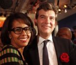Audrey Pulvar et Arnaud Montebourg à Paris, le 9 octobre 2011.