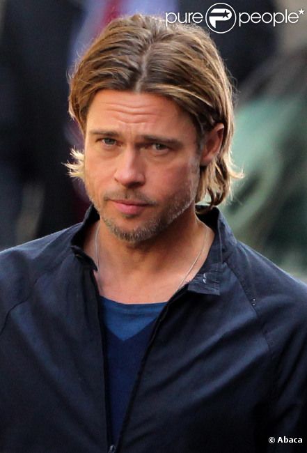 Bradd Pitt sur le tournage de  World War Z  de Marc Forster, pendant l'été 2011.