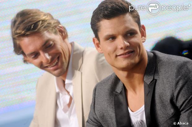  Florent Manaudou avec Camille Lacourt dans le  Grand Journal  de Canal+ à Cannes en mai 2012. 
 Florent Manaudou, à 21 ans, disputera à Londres ses premiers Jeux olympiques, au côté de sa soeur Laure Manaudou. 