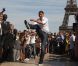 Zlatan Ibrahimovic le 18 juillet 2012 au Trocadéro à Paris au milieu des supporters quelques minutes après sa conférence de presse au Parc des Princes qui officialise sa venue au PSG