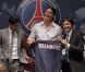 Zlatan Ibrahimovic le 18 juillet 2012 lors de sa conférence de presse au Parc des Princes en compagnie de Leonardo et Nasser El-Khalaïfi