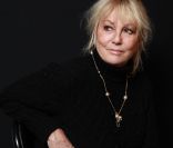 Mylène Demongeot à Paris, le 19 décembre 2011.