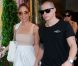 Jennifer Lopez et son chéri Casper Smart quittent leur hôtel et se dirigent vers un restaurant. New York, le 24 juillet 2012.