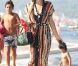 Paris Hilton se promène sur la plage de Pampelonne, à St-Tropez, le samedi 28 juillet 2012.