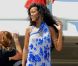  Rihanna dédicace le scooter des membres de l'équipage de sin yacht le Latitude à Antibes le 29 juillet 2012 