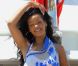  Rihanna dédicace le scooter des membres de l'équipage de sin yacht le Latitude à Antibes le 29 juillet 2012 