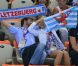 Des supporters tendres et motivés : le prince héritier Guillaume de Luxembourg et sa fiancée la comtesse Stéphanie de Lannoy dans les gradins de l'Aquatics Centre de Londres le 31 juillet 2012.