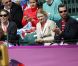 Le prince héritier Guillaume de Luxembourg et sa fiancée dans les tribunes de Wimbledon avec la princesse Alexandra et la grande-duchesse Maria Teresa, à Londres le 31 juillet 2012, pour le second tour de Gilles Muller, battu par Istomin.