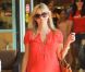 Reese Witherspoon, enceinte, a fait ses courses à Santa Monica le 8 août 2012