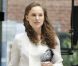 Natalie Portman porte fièrement son alliance dans les rues de Beverly Hills, le 10 août 2012