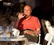 Jacques Chirac déjeune à la terrasse du restaurant Le Girelier, à St-Tropez, le vendredi 10 août 2012.