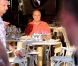 Jacques Chirac déjeune à la terrasse du restaurant Le Girelier, à St-Tropez, le vendredi 10 août 2012.