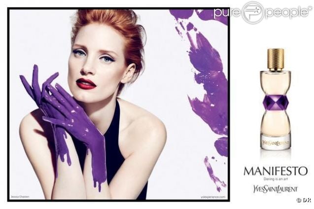 Jessica Chastain est le visage du parfum Manifesto de Yves Saint Laurent. Photo par Mert Alas et Marcus Piggott.