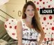 Camille Seydoux lors de l'inauguration du pop-up store Louis Vuitton x Yayoi Kusama au grand magasin Printemps. Paris, le 4 septembre 2012.