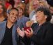 Julien Clerc et Robert Charlebois lors de l'enregistrement de l'émission Vivement dimanche, diffusé sur France 2 le 9 septembre 2012