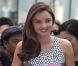 Miranda Kerr, ravissante dans sa robe Josh Goot, arrive au Tokyo SkyTree pour une apparition avec la marque Samantha Thavasa dont elle est la nouvelle ambassadrice. Tokyo, le 9 septembre 2012.