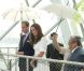 Catherine, duchesse de Cambridge et le prince William, duc de Cambridge lors de leur visite des Gardens by the Bay, le deuxième jour de leur voyage en Asie du sud-est, le 12 septembre 2012 à Singapour