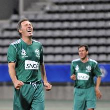 Laurent Blanc lors d'un match de gala opposant le Variété Club de France à la Sélection républicaine au Stade Charlety à Paris le 12 septembre 2012 en hommage à Thierry Roland et pour les 80 ans du foot pro