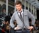 L'animateur télé Christophe Beaugrand, mannequin d'un soir sur le podium du Plus Grand Défilé de Mode du Monde des Galeries Lafayette. Paris, le 18 septembre 2012.