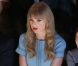 Taylor Swift et Virginie Ledoyen lors du défilé prêt-à-porter d'Elie Saab à l'Espace Éphémère du jardin des Tuileries. Paris, le 3 octobre 2012.