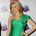 Holly Madison : L'ex-bombe de Playboy affiche son mini-baby bump pour Skyfall